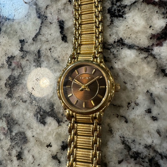 ELGIN EG385 017 VJ21 Water Resistant 100 Ft - Picture 3 of 4